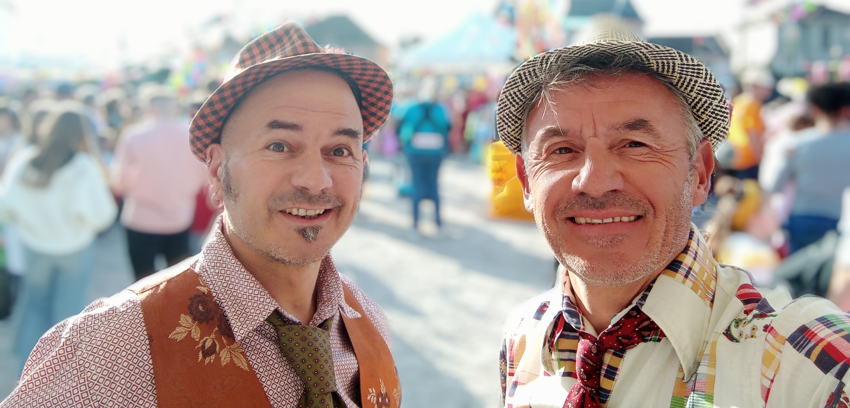 Mister Hole Swing 2024020